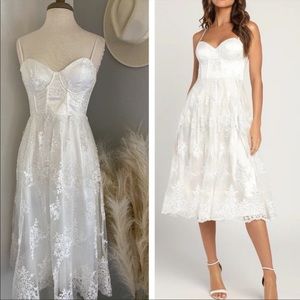 LULUS MY DARLING DAYDREAMER WHITE LACE BUSTIER MIDI DRESS